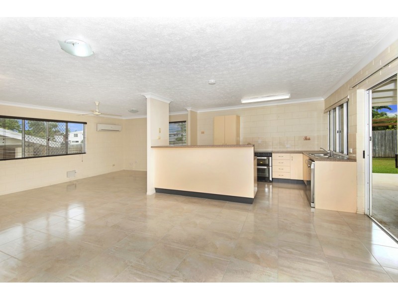 6 Gatton Street, Kirwan QLD 4817