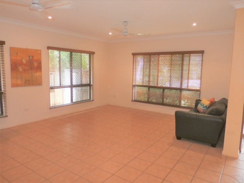 9 Hallett Close, Douglas QLD 4814