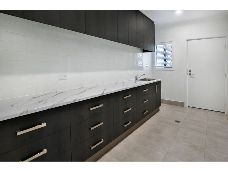 220 Corcoran Street, Currajong QLD 4812