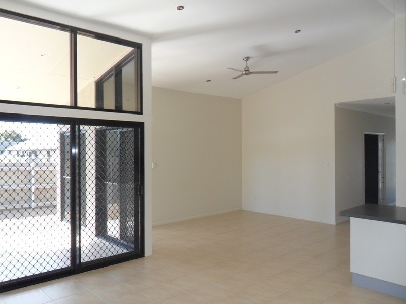 5 Rangeleigh Court, Mount Louisa QLD 4814