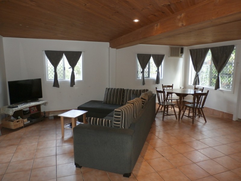 61 Peter Street, Kelso QLD 4815