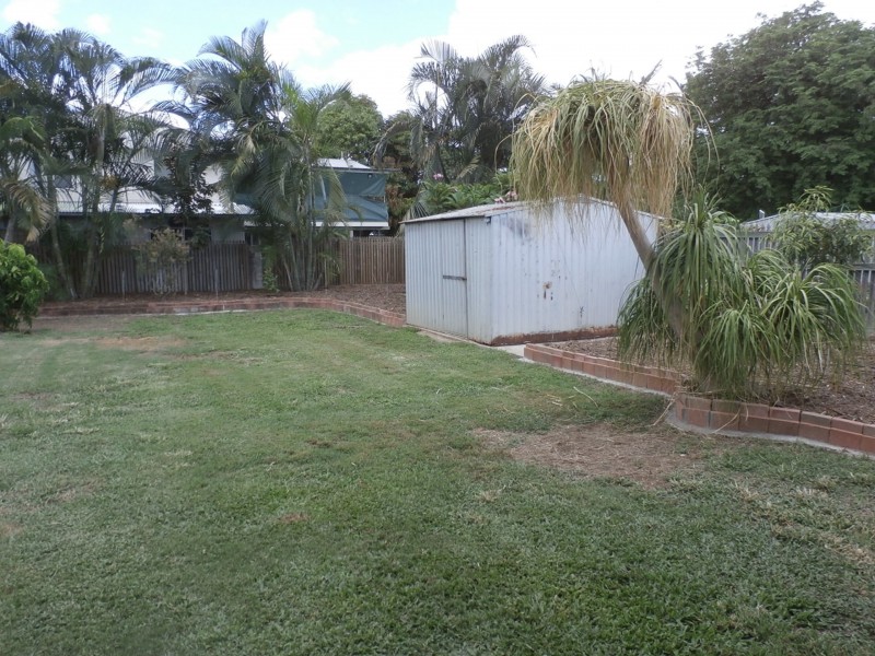 61 Peter Street, Kelso QLD 4815