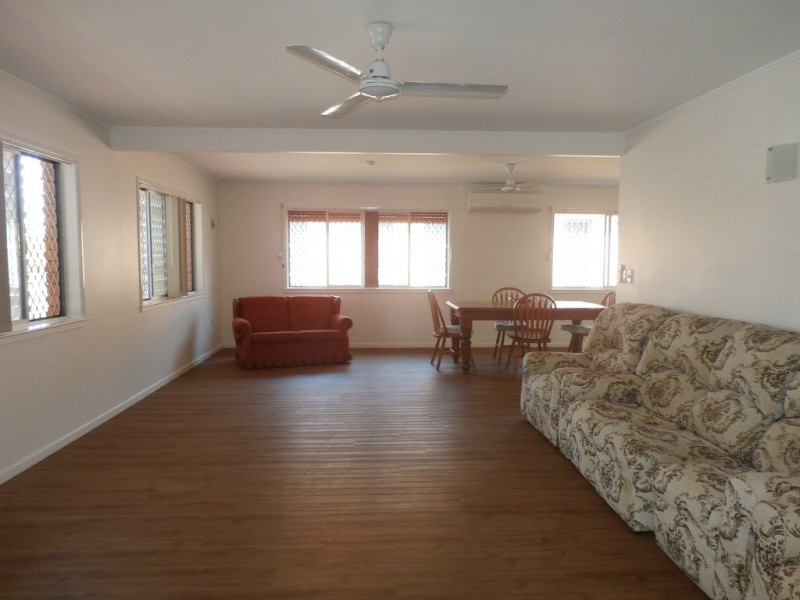 44 Paxton Street, North Ward QLD 4810