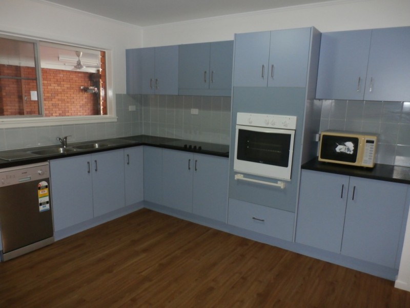 44 Paxton Street, North Ward QLD 4810