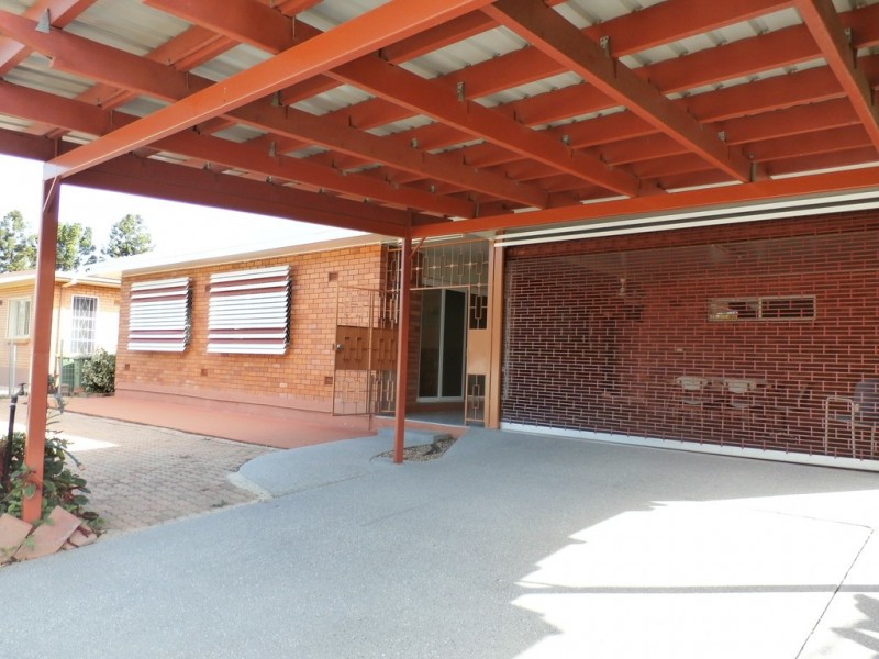 44 Paxton Street, North Ward QLD 4810