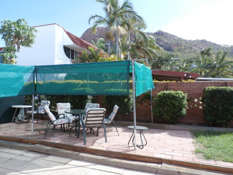 44 Paxton Street, North Ward QLD 4810