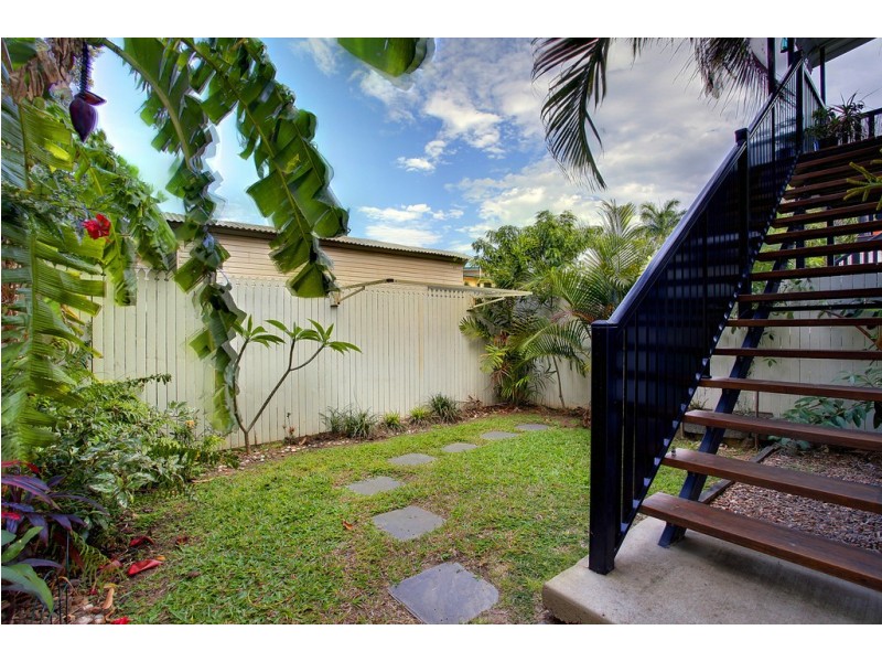 3/7 Warburton Street, North Ward QLD 4810