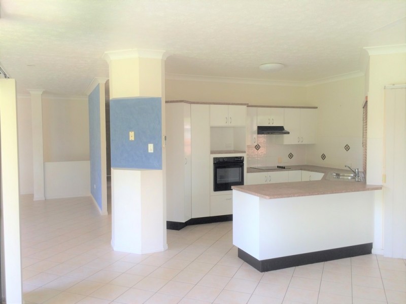 6 Bartels close, Kirwan QLD 4817