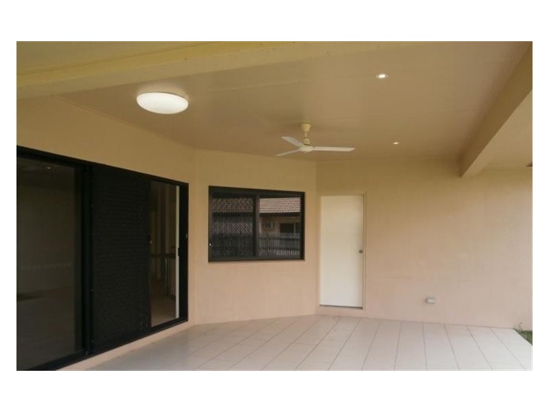 69 Bamboo Crescent, Mount Louisa QLD 4814