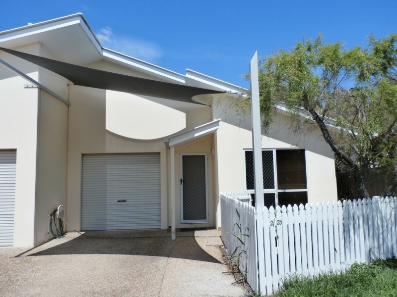 2/25 Mindham Street, Mysterton QLD 4812