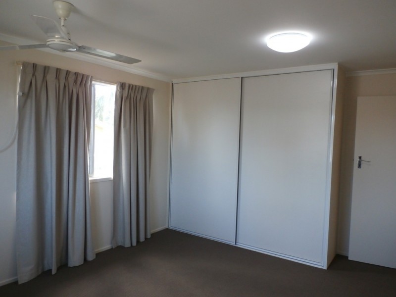 37 Farrell Street, Kirwan QLD 4817