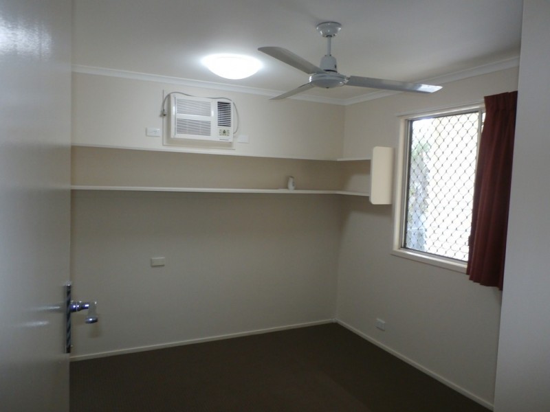 37 Farrell Street, Kirwan QLD 4817