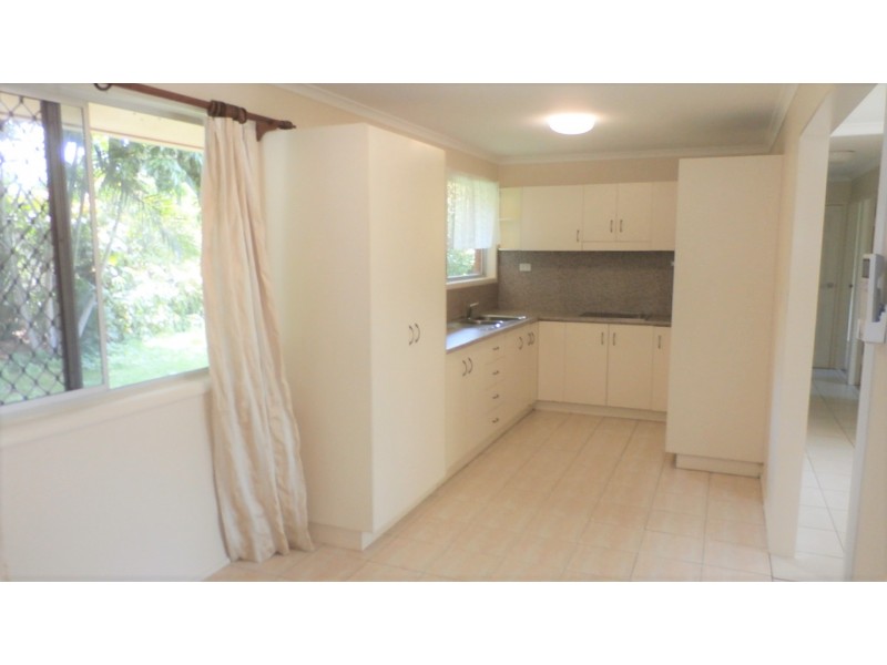 101 Kings Road, Pimlico QLD 4812