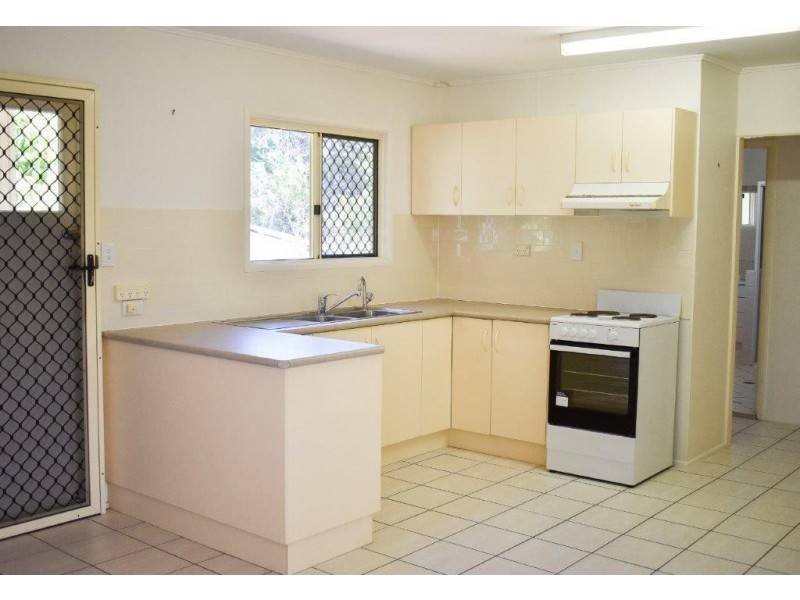 15 Canara Street, Cranbrook QLD 4814