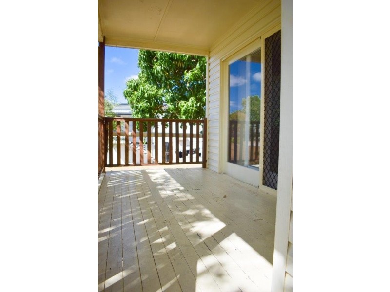 15 Canara Street, Cranbrook QLD 4814
