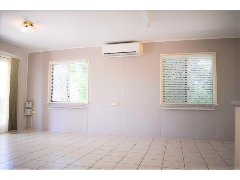 15 Canara Street, Cranbrook QLD 4814