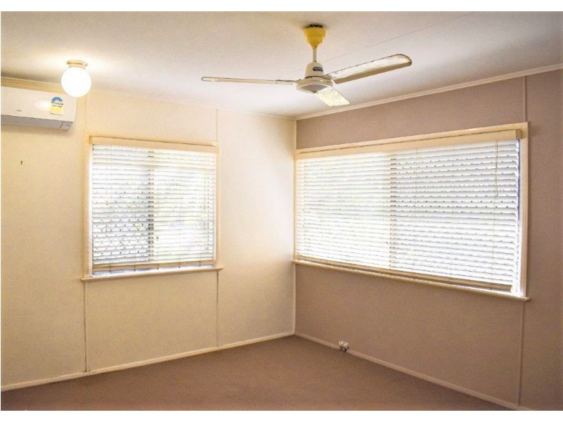 15 Canara Street, Cranbrook QLD 4814