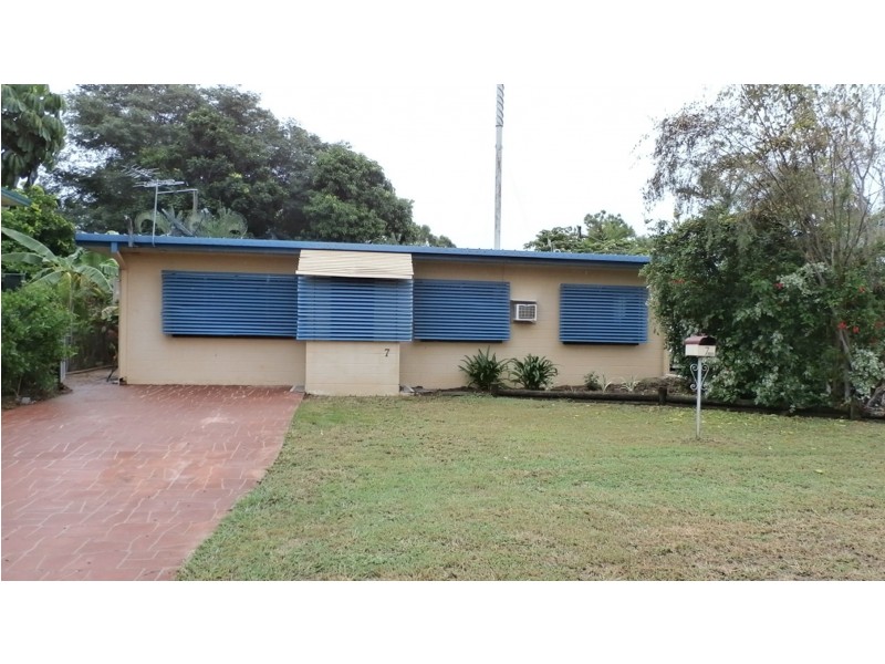 7 Barellan Street, Cranbrook QLD 4814