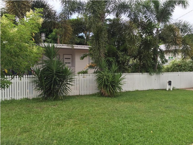 2 Burton Street, Mysterton QLD 4812