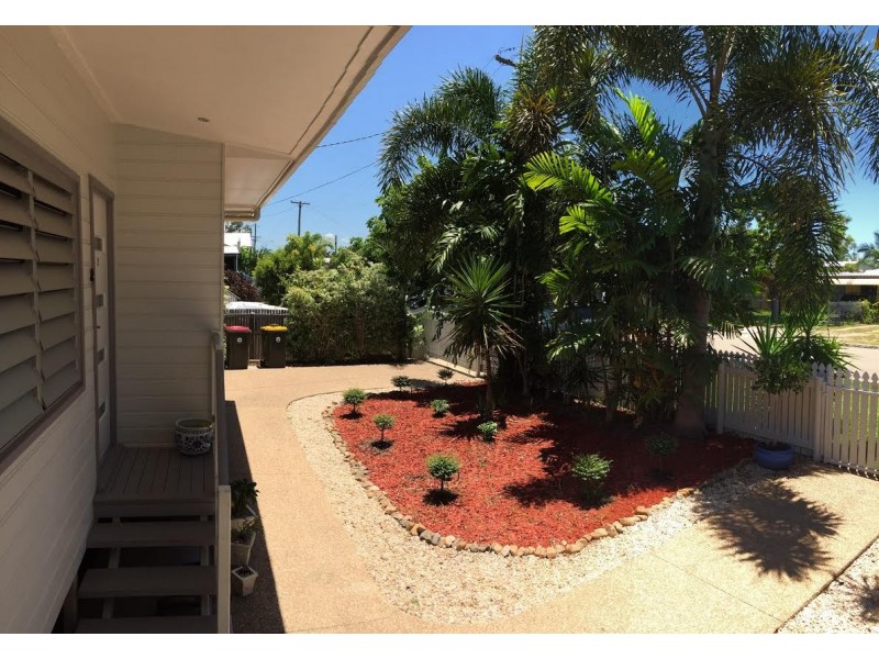 2 Burton Street, Mysterton QLD 4812