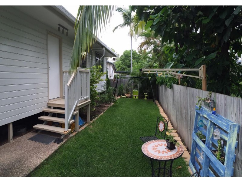 2 Burton Street, Mysterton QLD 4812