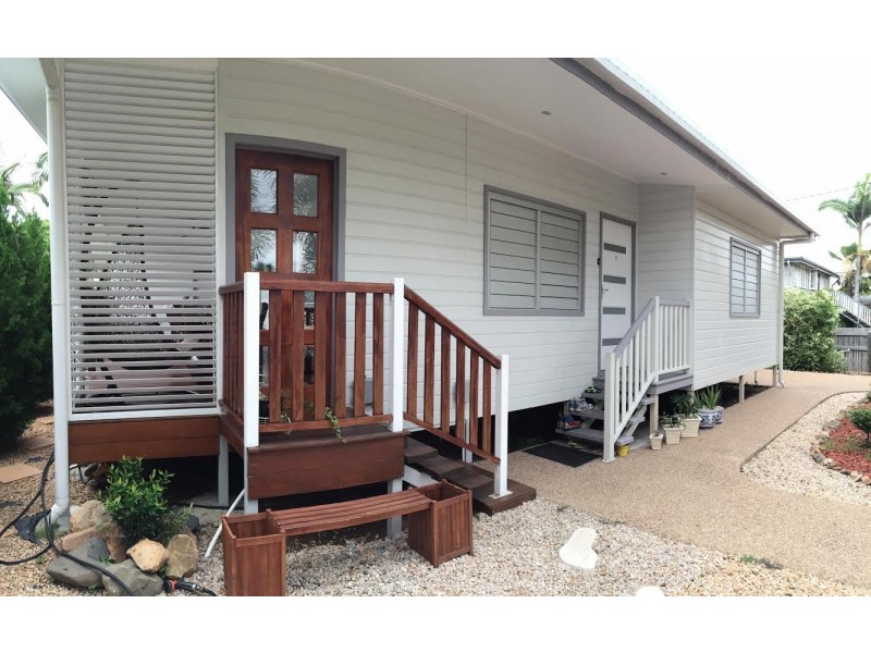 2 Burton Street, Mysterton QLD 4812