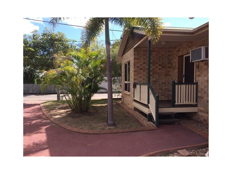 7 Hillgrove Court, Bushland Beach QLD 4818