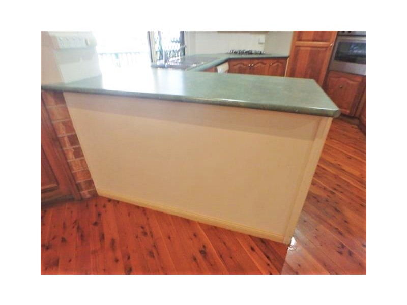 7 Hillgrove Court, Bushland Beach QLD 4818