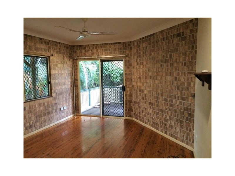 7 Hillgrove Court, Bushland Beach QLD 4818