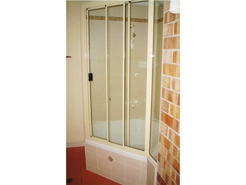 7 Hillgrove Court, Bushland Beach QLD 4818