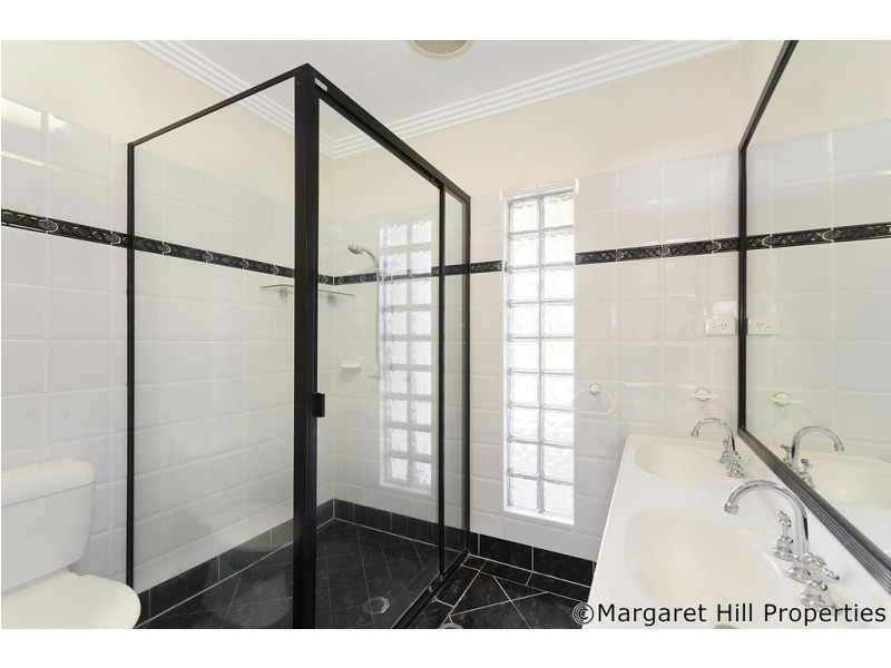 18 Pacific Avenue, Bushland Beach QLD 4818