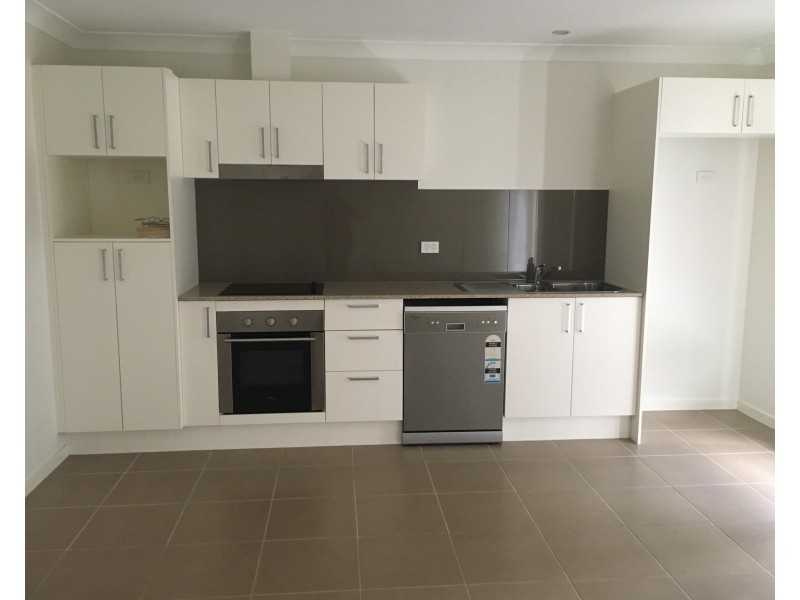 1 & 2 / 9 Intelligence Street, Oonoonba QLD 4811