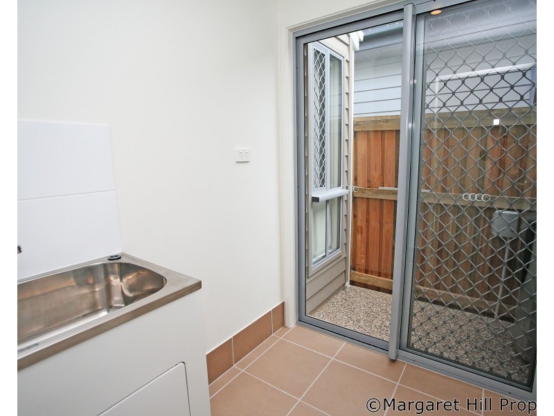1 & 2 / 9 Intelligence Street, Oonoonba QLD 4811