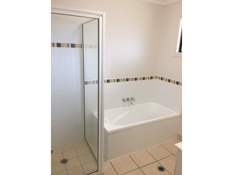 36 Woodwark Drive, Bushland Beach QLD 4818