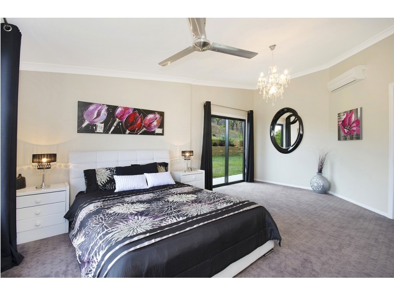 60 St Albans Road, Mount Louisa QLD 4814