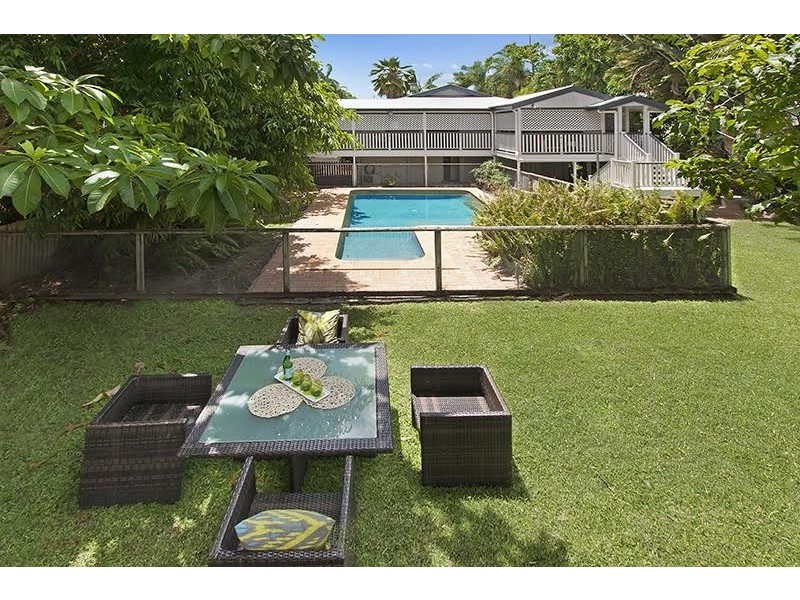 17 Chapman Street, Mysterton QLD 4812