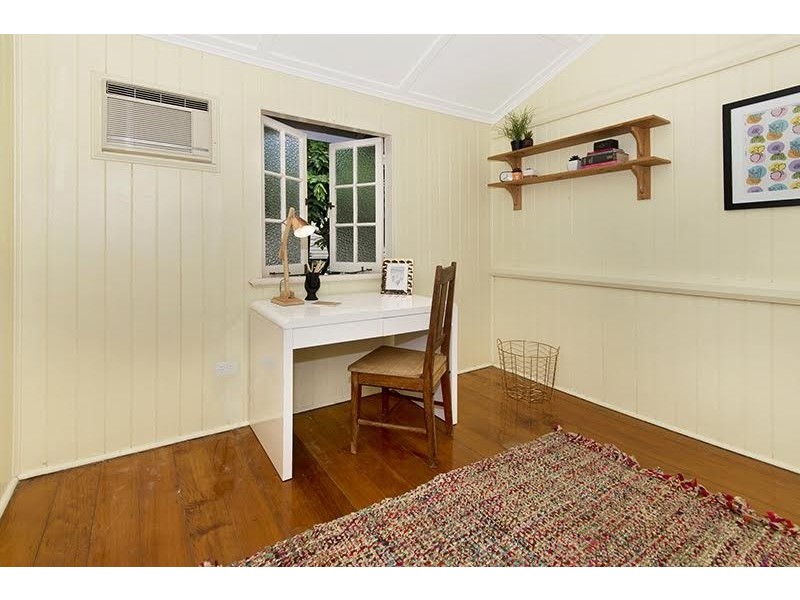 17 Chapman Street, Mysterton QLD 4812