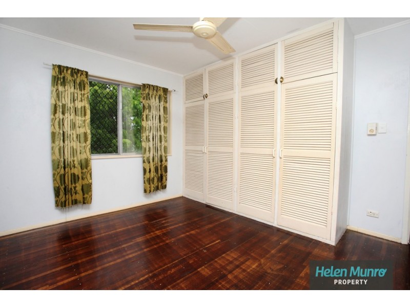 513 Ross River Road, Cranbrook QLD 4814