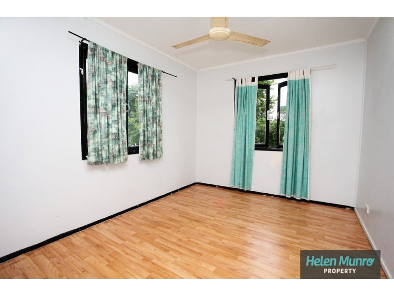 513 Ross River Road, Cranbrook QLD 4814