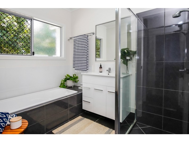 24 Greater Ascot Avenue, Shaw QLD 4818