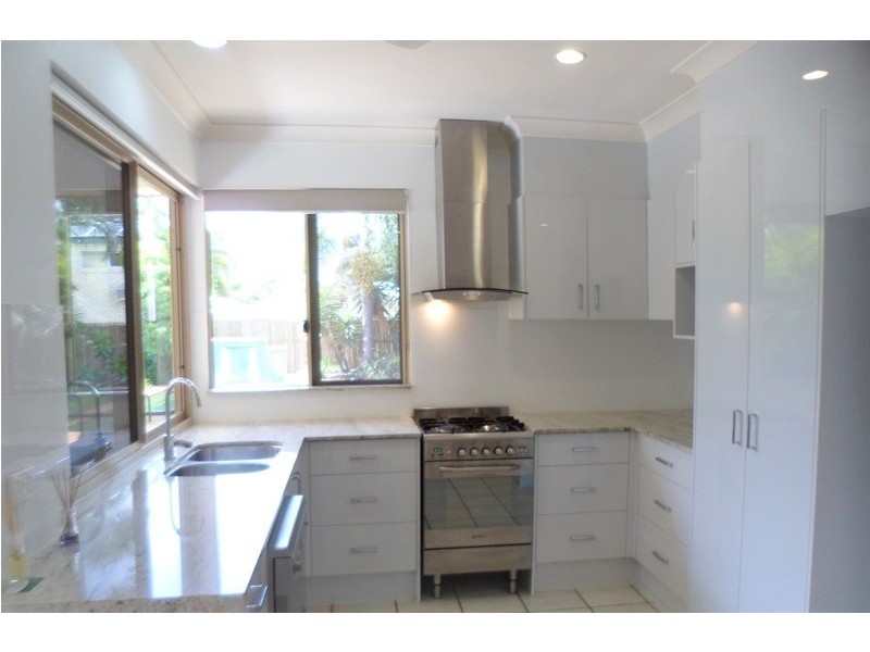 3 Scholars Place, Douglas QLD 4814