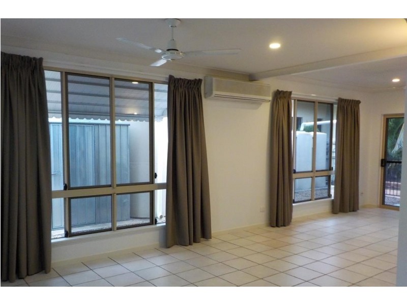 3 Scholars Place, Douglas QLD 4814