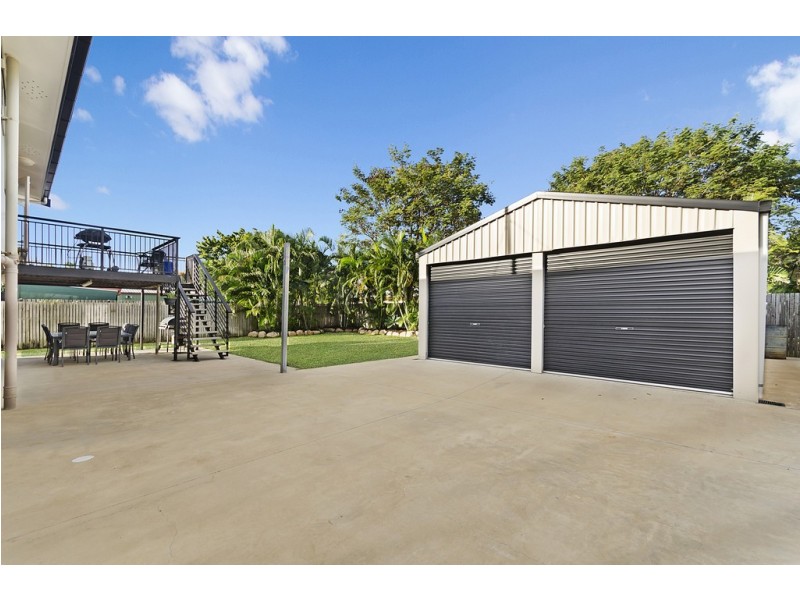 26 Buchanan Street, Mount Louisa QLD 4814