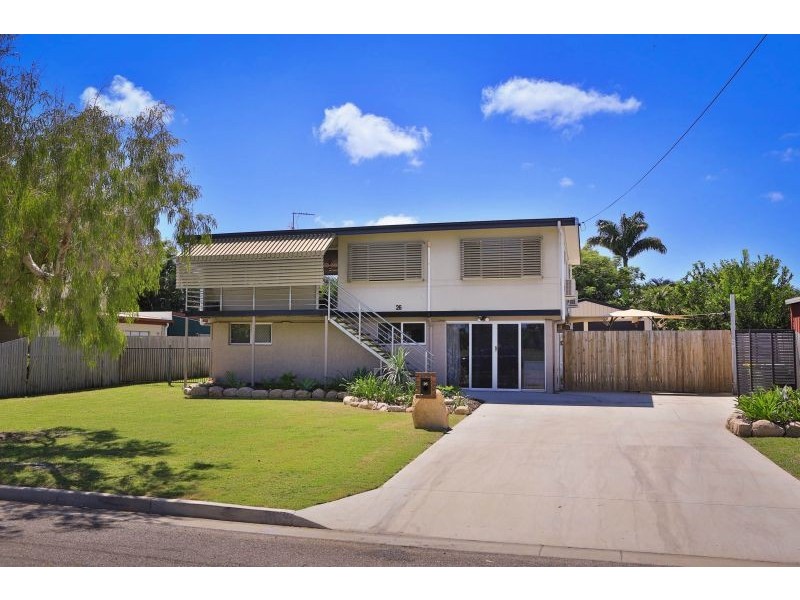 26 Buchanan Street, Mount Louisa QLD 4814