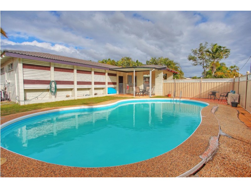 12 Wandella Crescent, Cranbrook QLD 4814