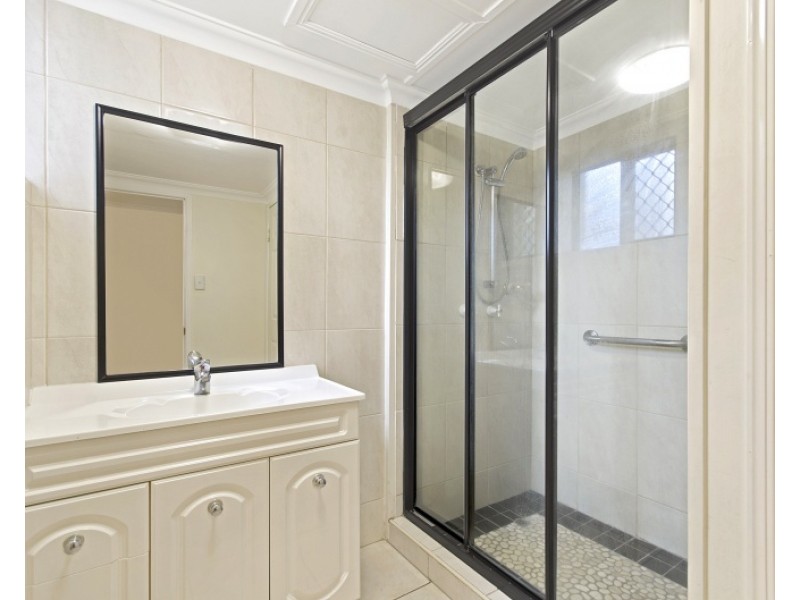 1/7 Warburton Street, North Ward QLD 4810