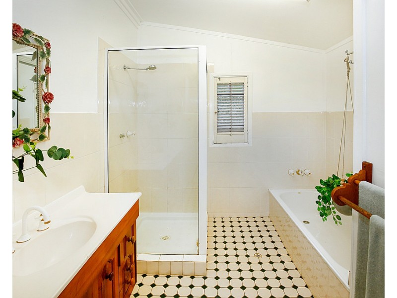 68 First Avenue, Railway Estate QLD 4810