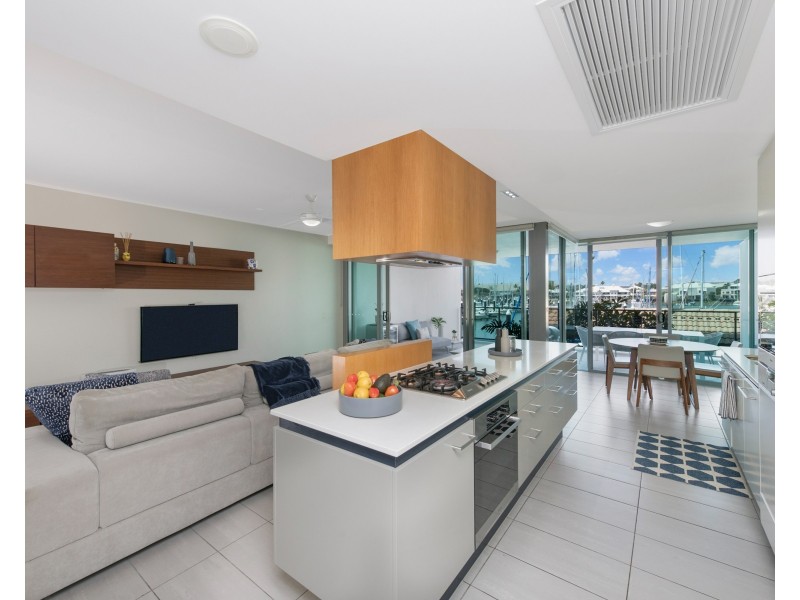 6-24 Mariners Drive, Townsville City QLD 4810