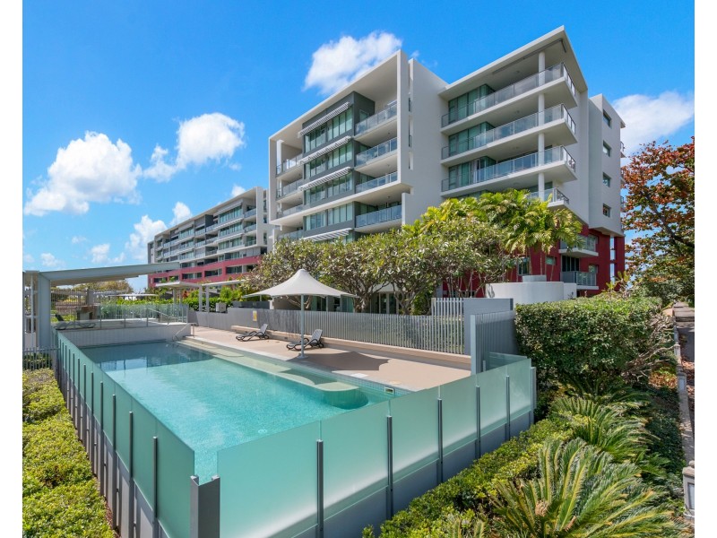 6-24 Mariners Drive, Townsville City QLD 4810