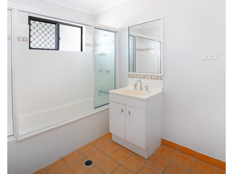 48 Greenwood Drive, Kirwan QLD 4817